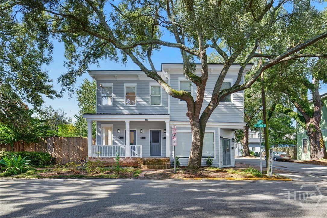 221 W Duffy Street – photo 2