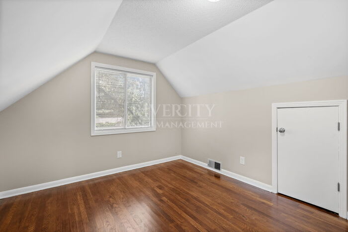 3256 Starsdale Street – photo 5