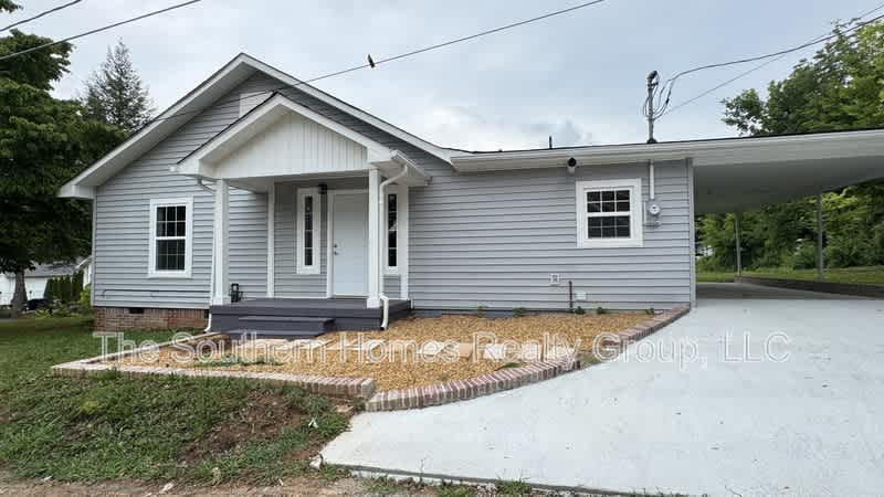 112 Douglas Street – photo 1