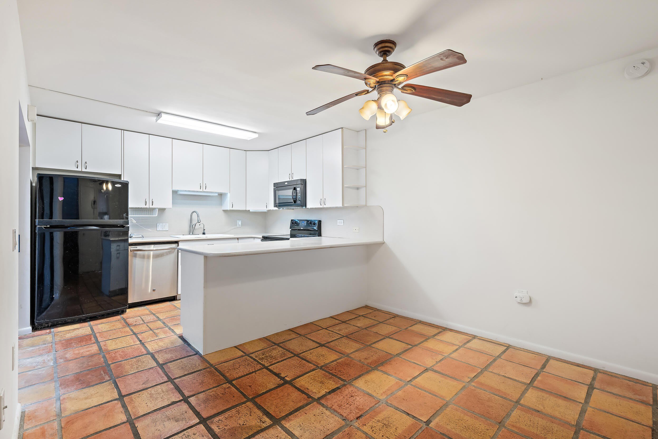 227 2nd Terrace – photo 3