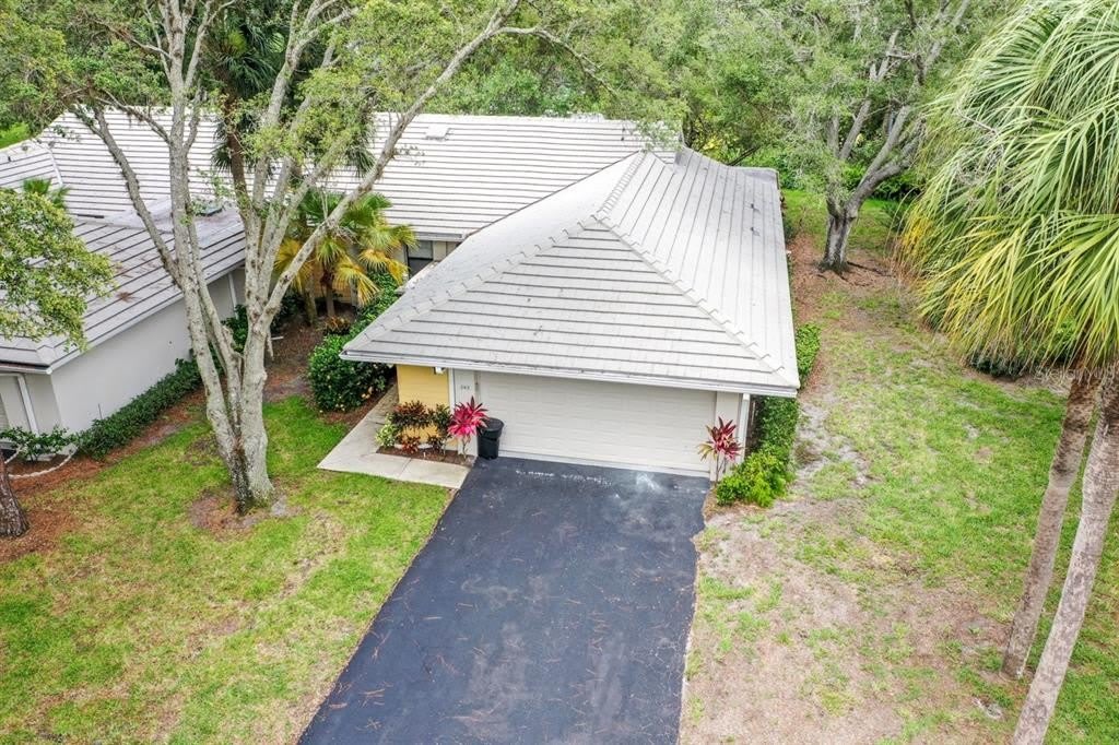 243 SOUTHAMPTON Lane – photo 2