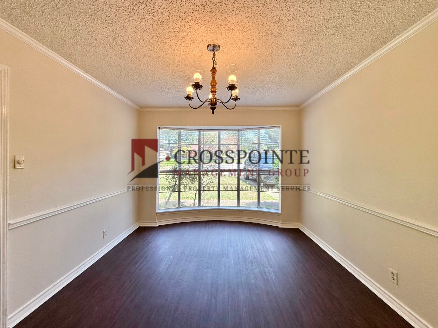 Spacious 4 Bedroom, 2 Bathroom Home! – photo 3