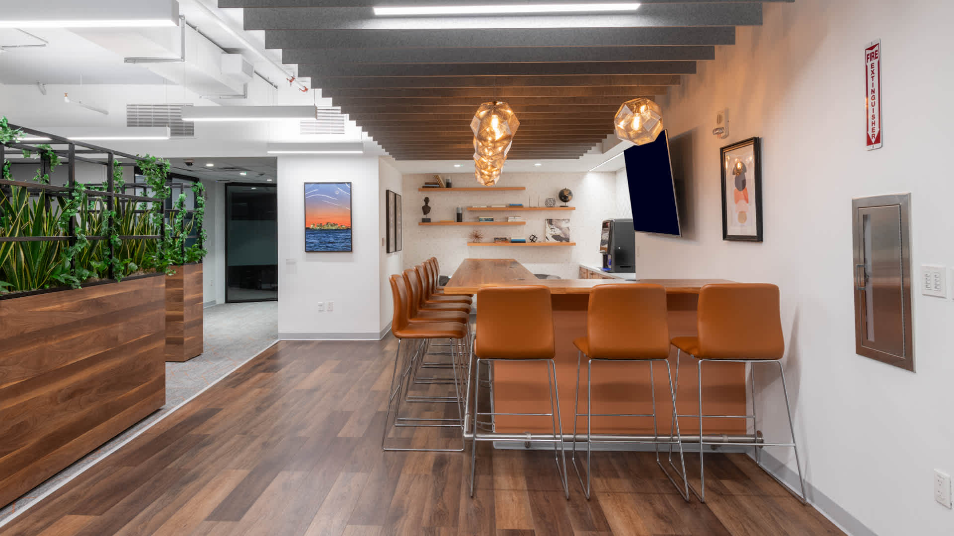 660 Washington – photo 3
