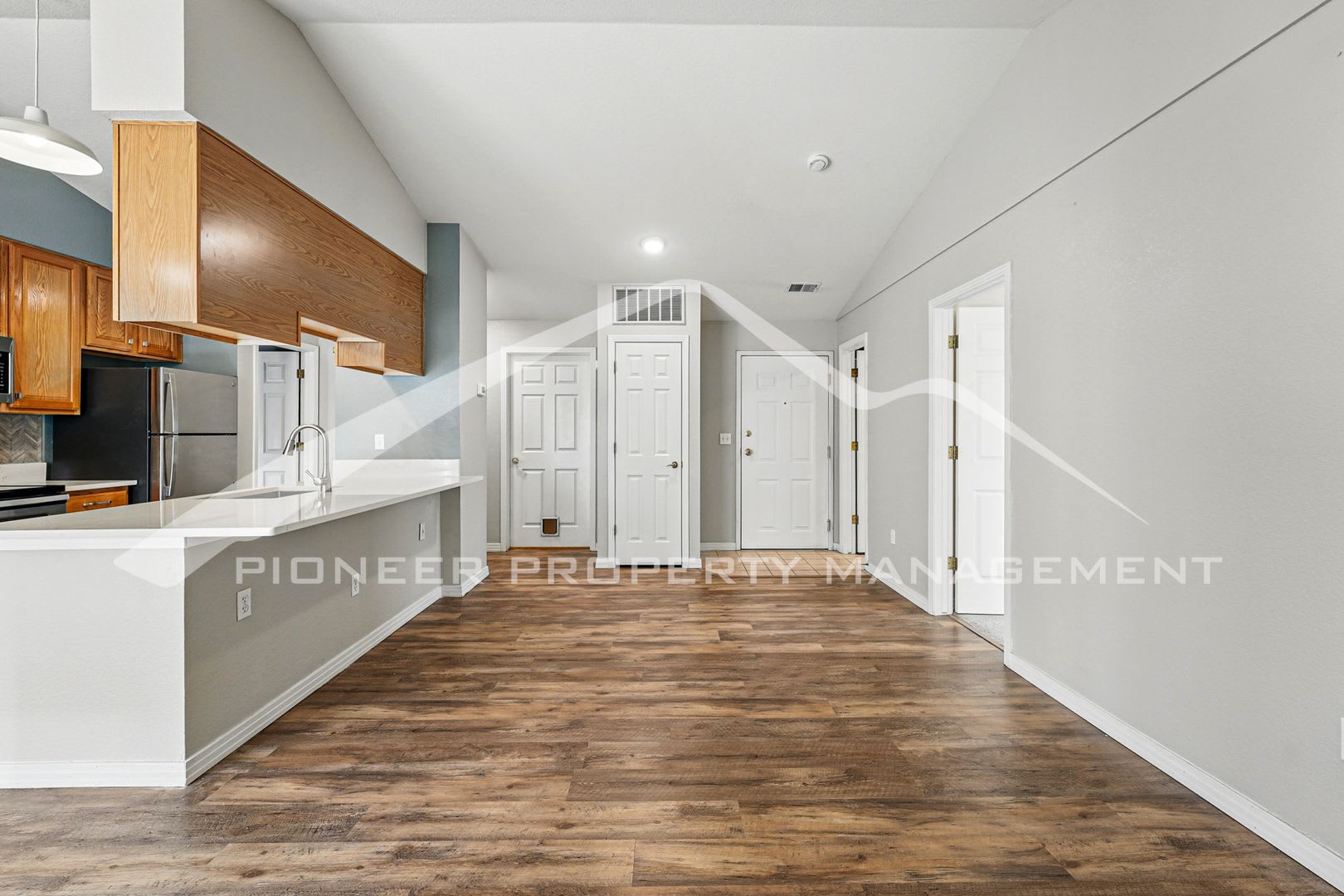 Updated Condo with Central AC and Gas Fireplace – photo 5