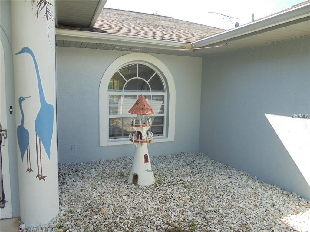 4695 BLUERIDGE STREET – photo 2