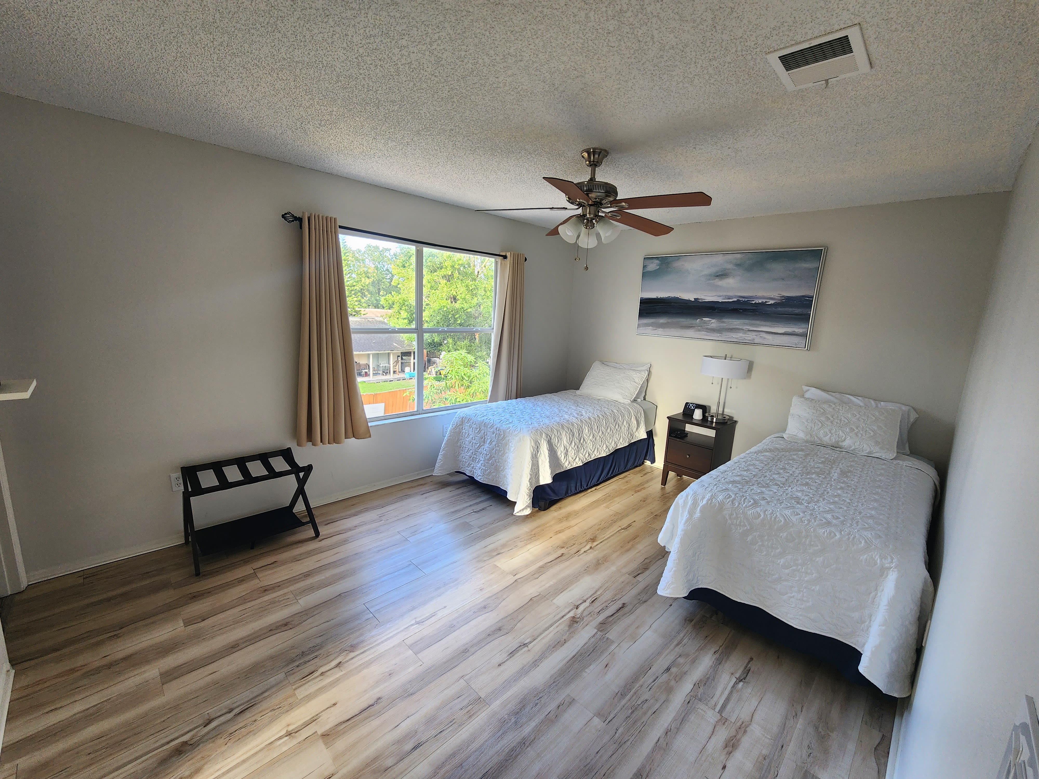 13701 Glasser Ave – photo 1