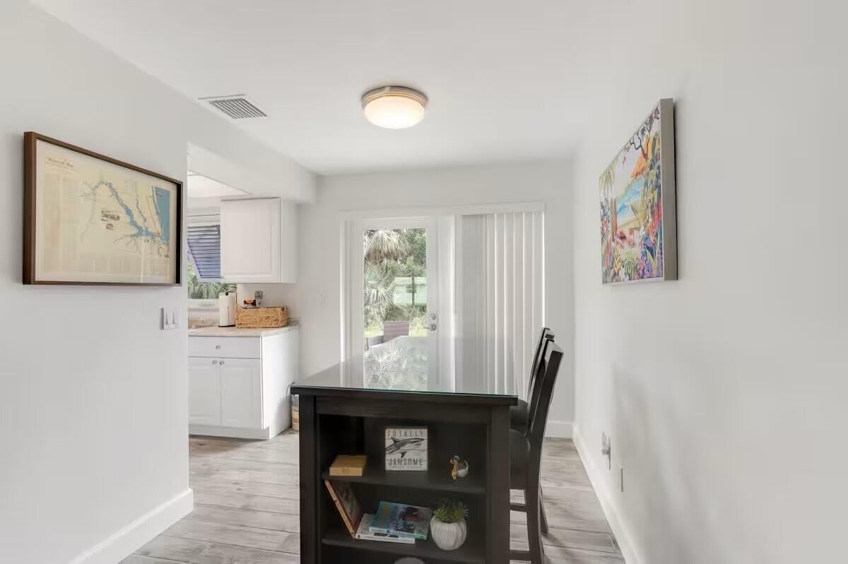 1519 Treemont Avenue – photo 4