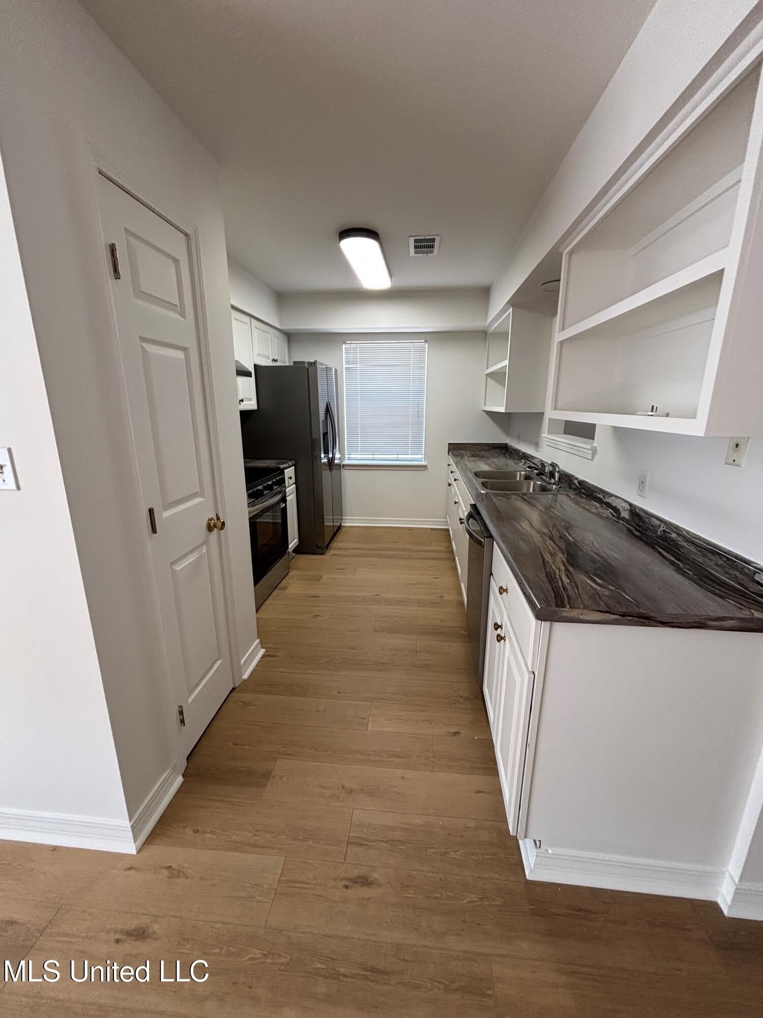 5402 Gex Drive – photo 2