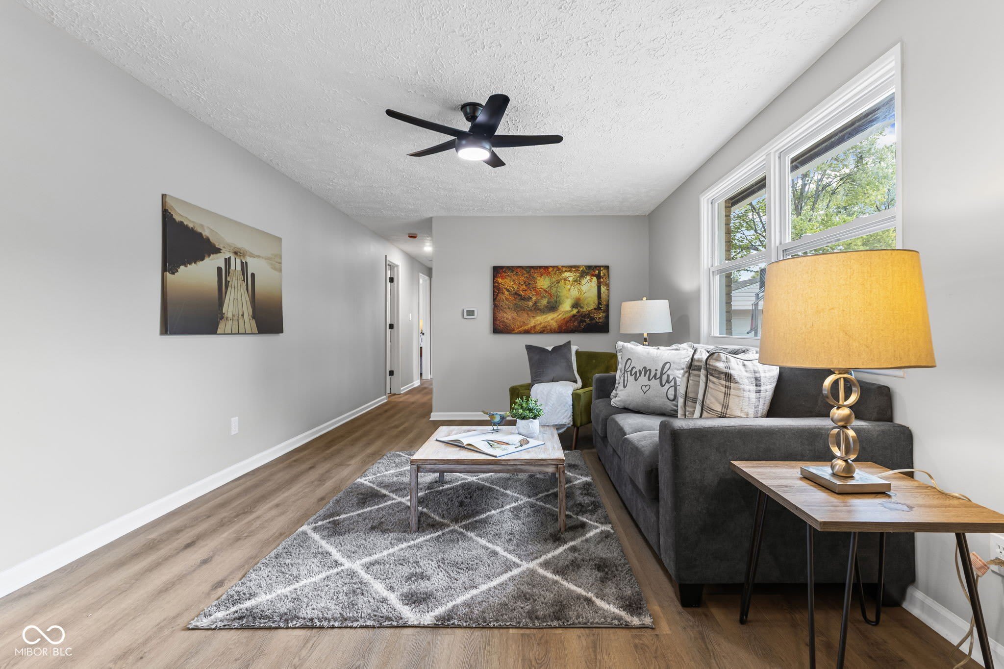 111 W Southern Avenue – photo 2
