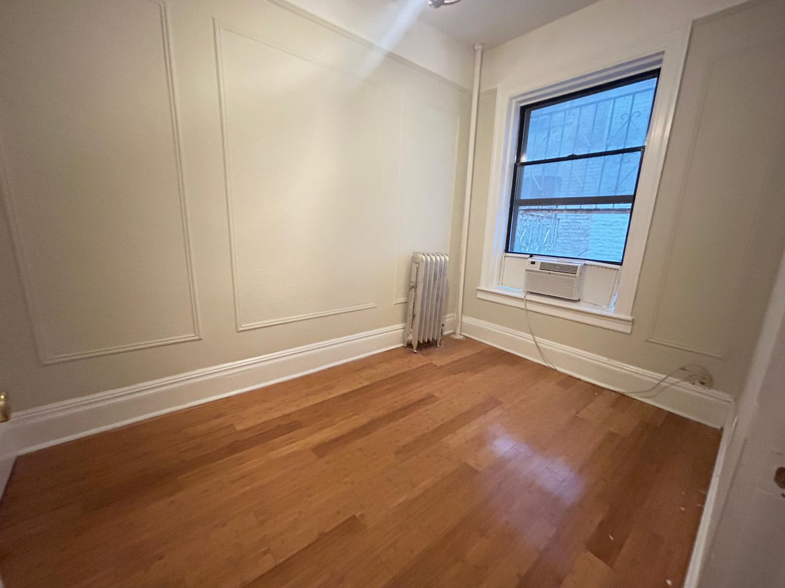 380 St Johns Pl – photo 5