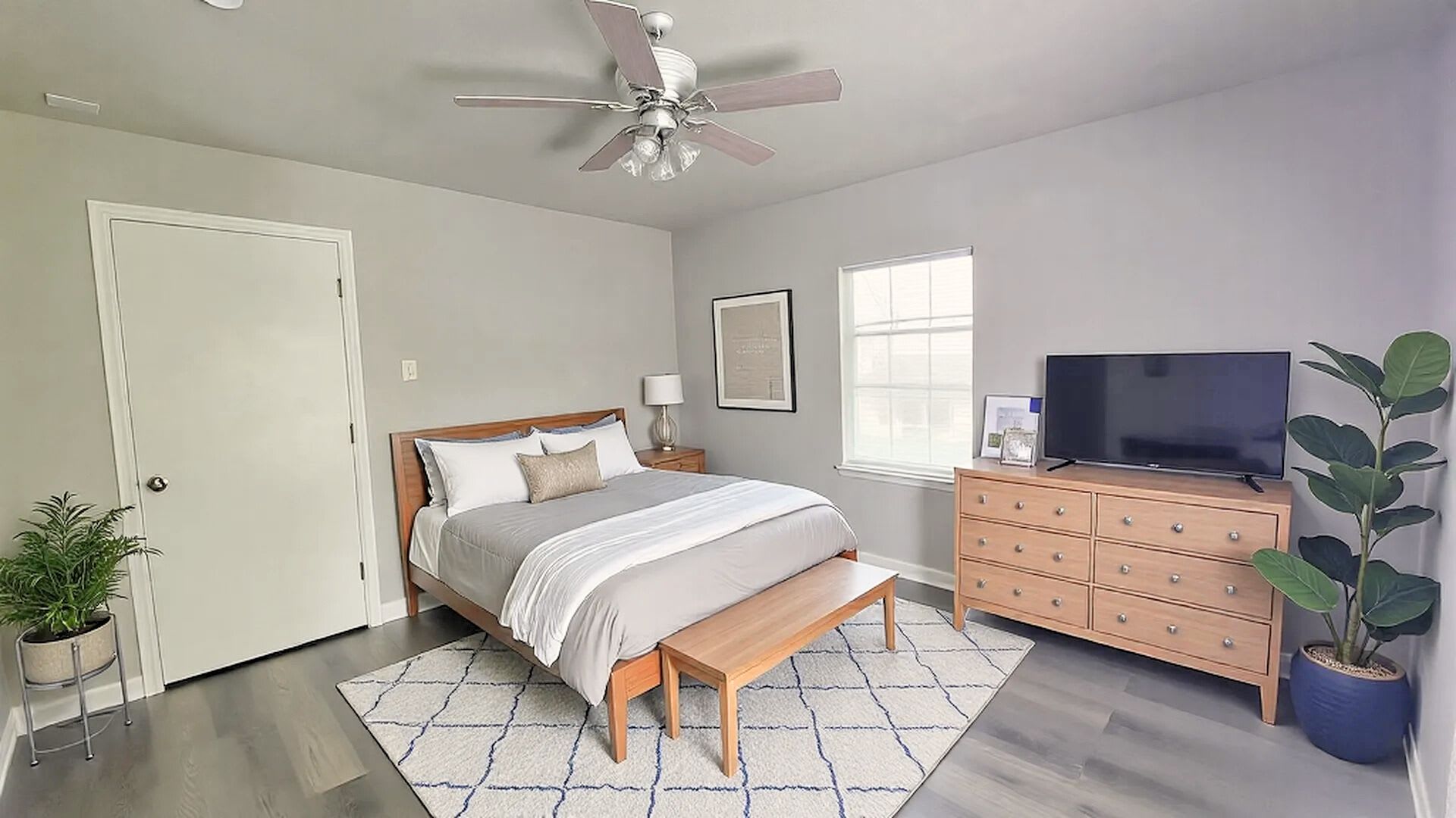 Charming 3-Bedroom Home in Bonham, TX – photo 4