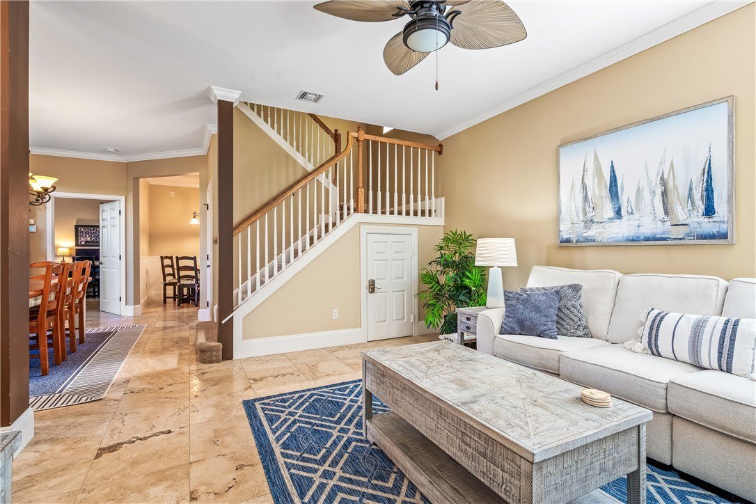 8705 Palm Tree Lane – photo 3