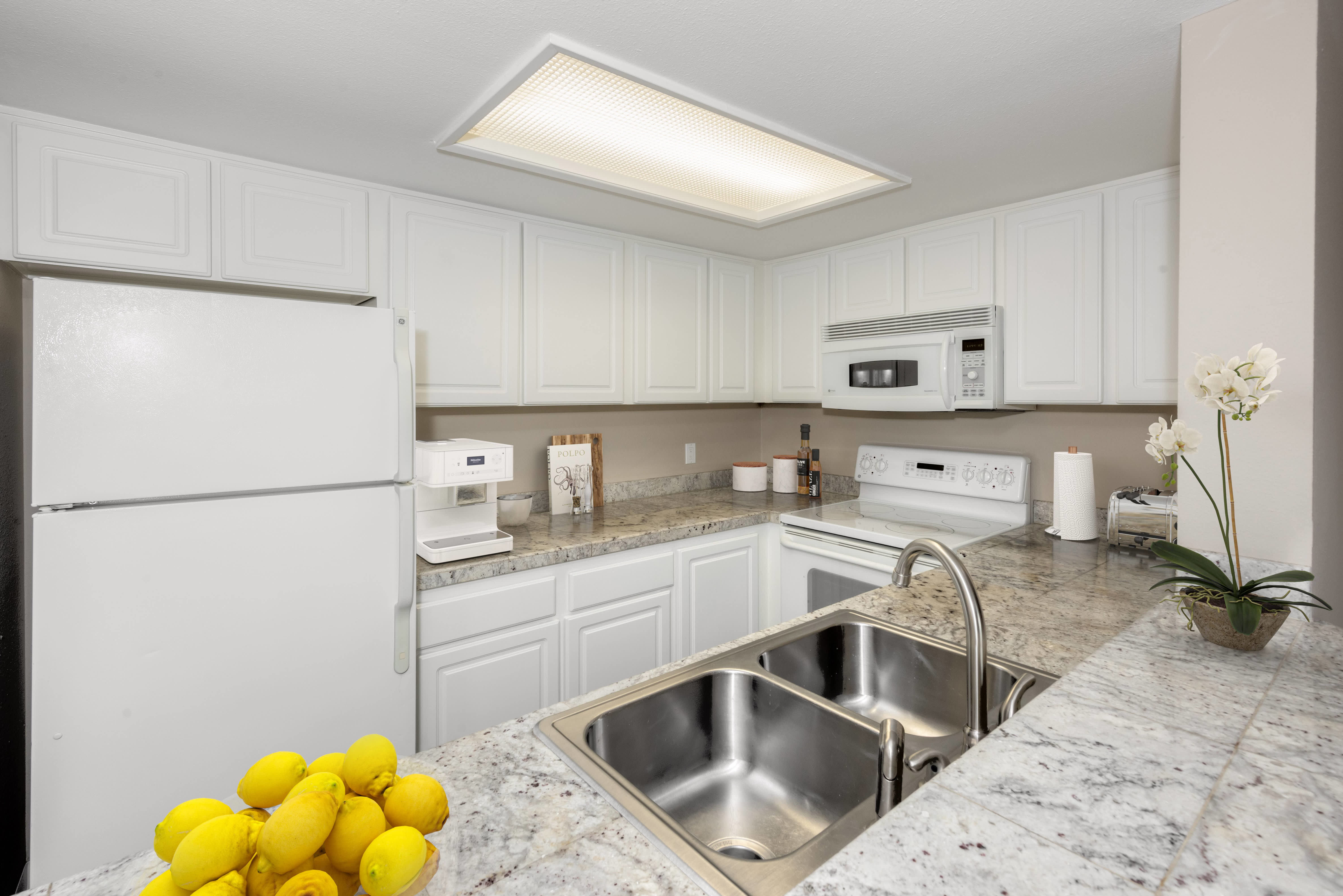 Townhomes with a View – photo 5