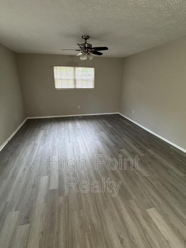 311 Coleman Lane – photo 3