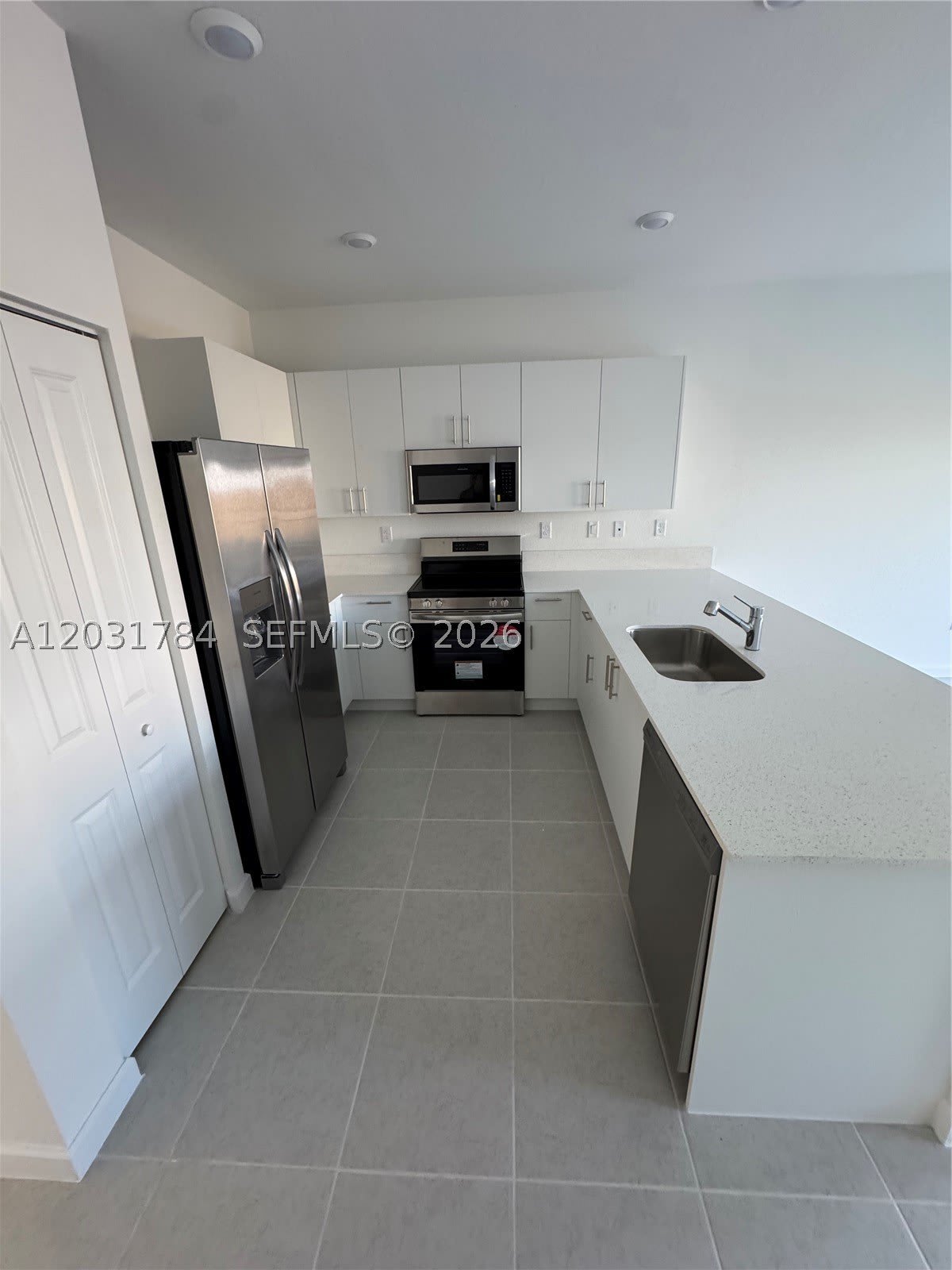 2655 SE 28 – photo 5