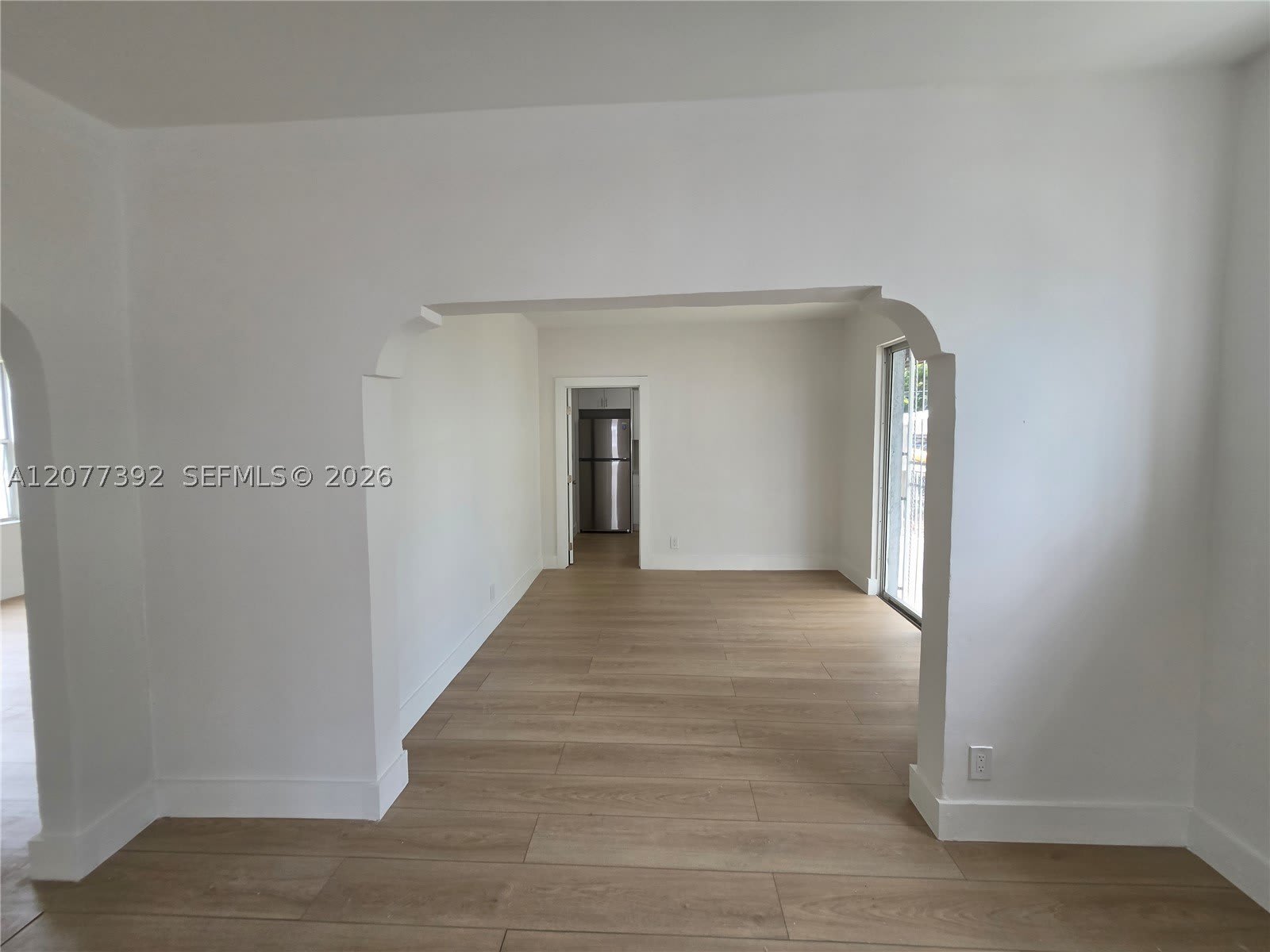 2326 SW 9th St – photo 1