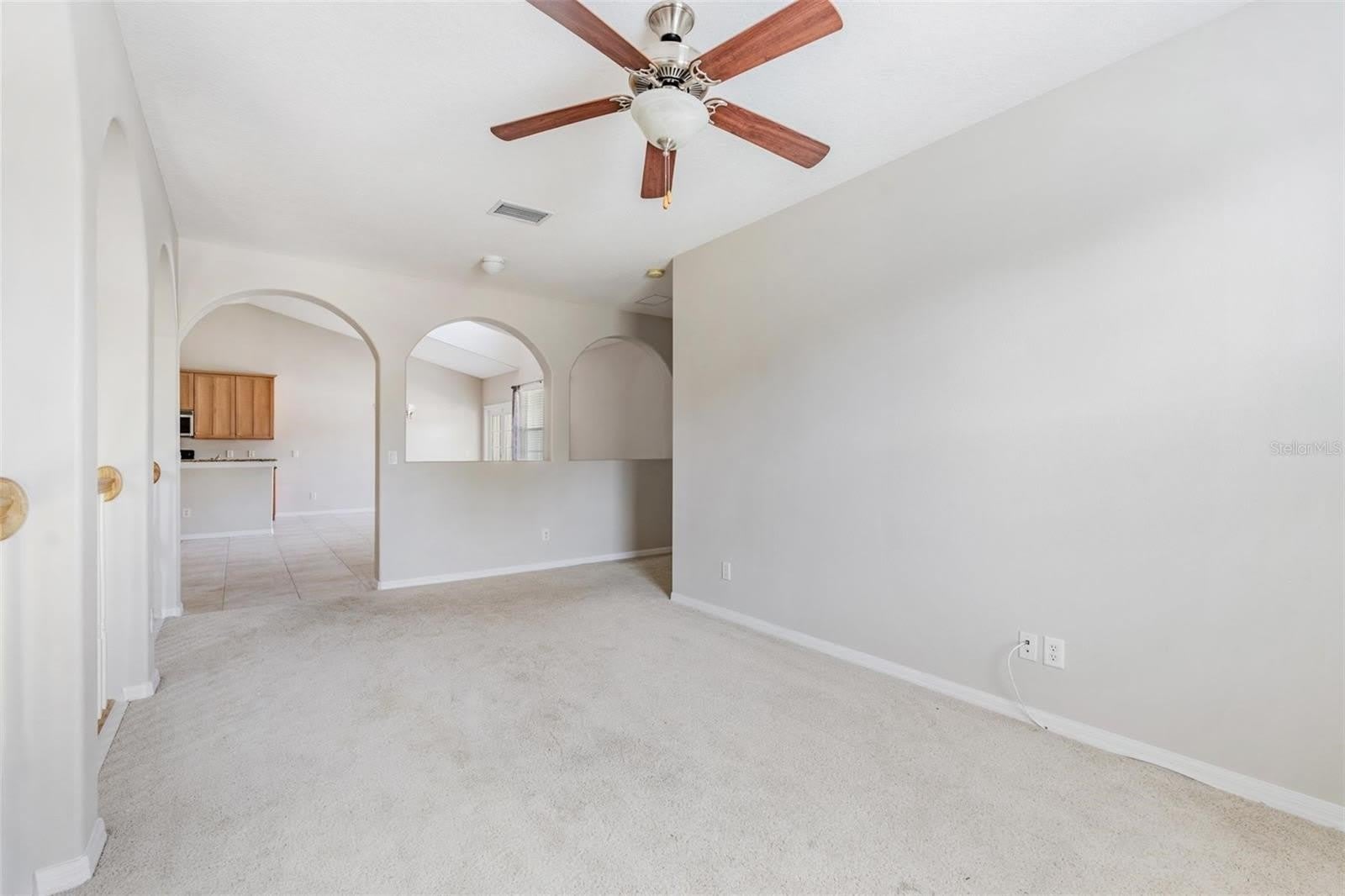 6008 FISHHAWK CROSSING Boulevard – photo 5