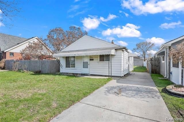 2552 EMOGENE Street – photo 2