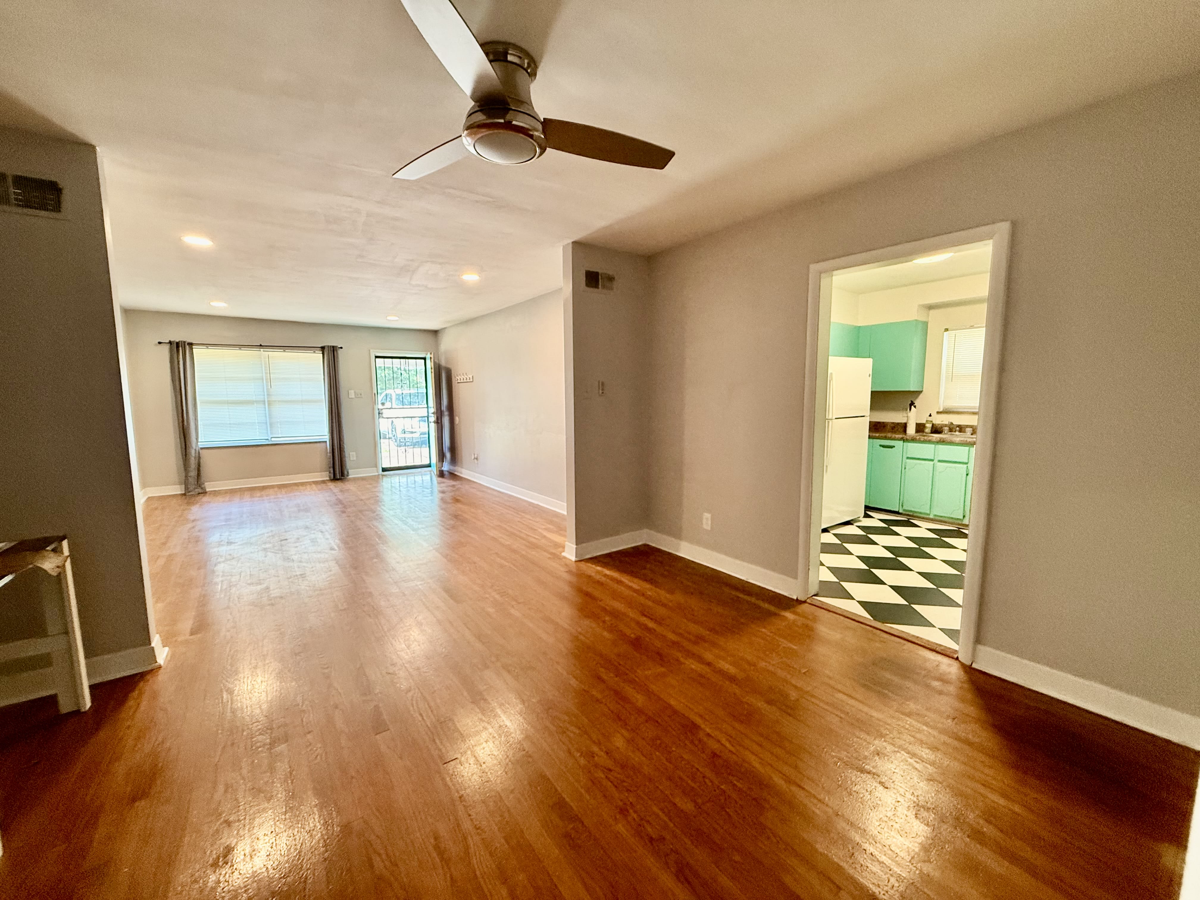 1816 Galloway Avenue – photo 1