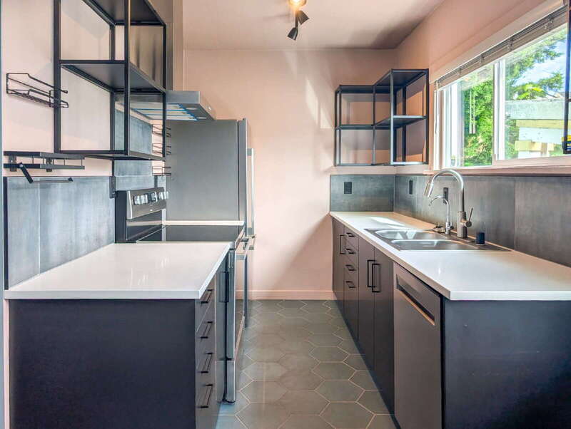 2218 Hoyt Avenue – photo 5