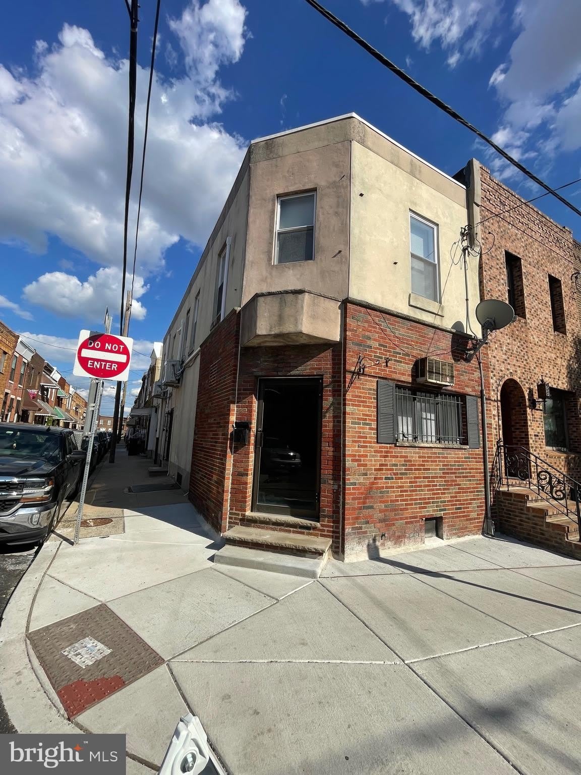 2315 S 12TH Street – photo 1