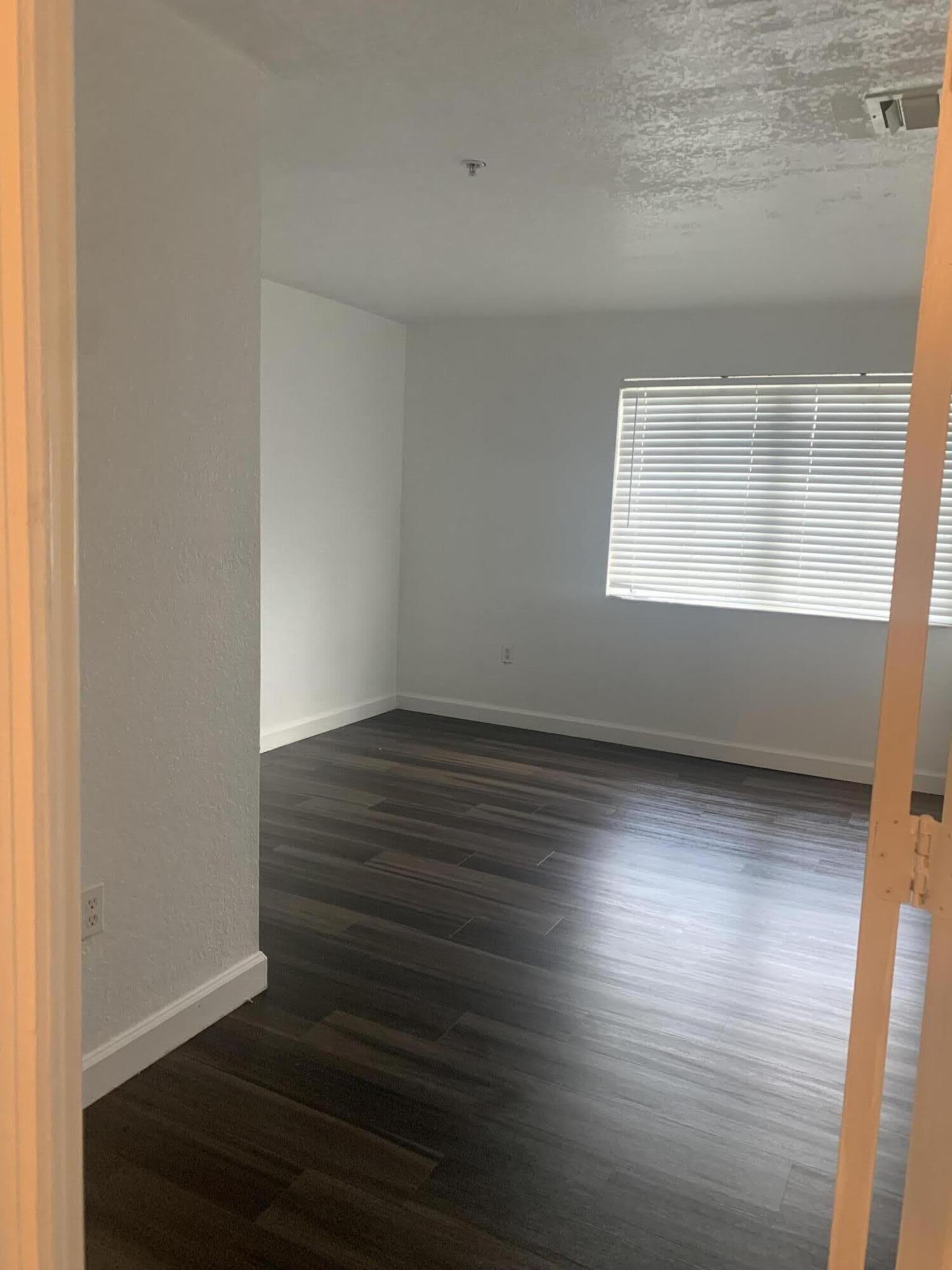 2127 Shoma Drive – photo 3