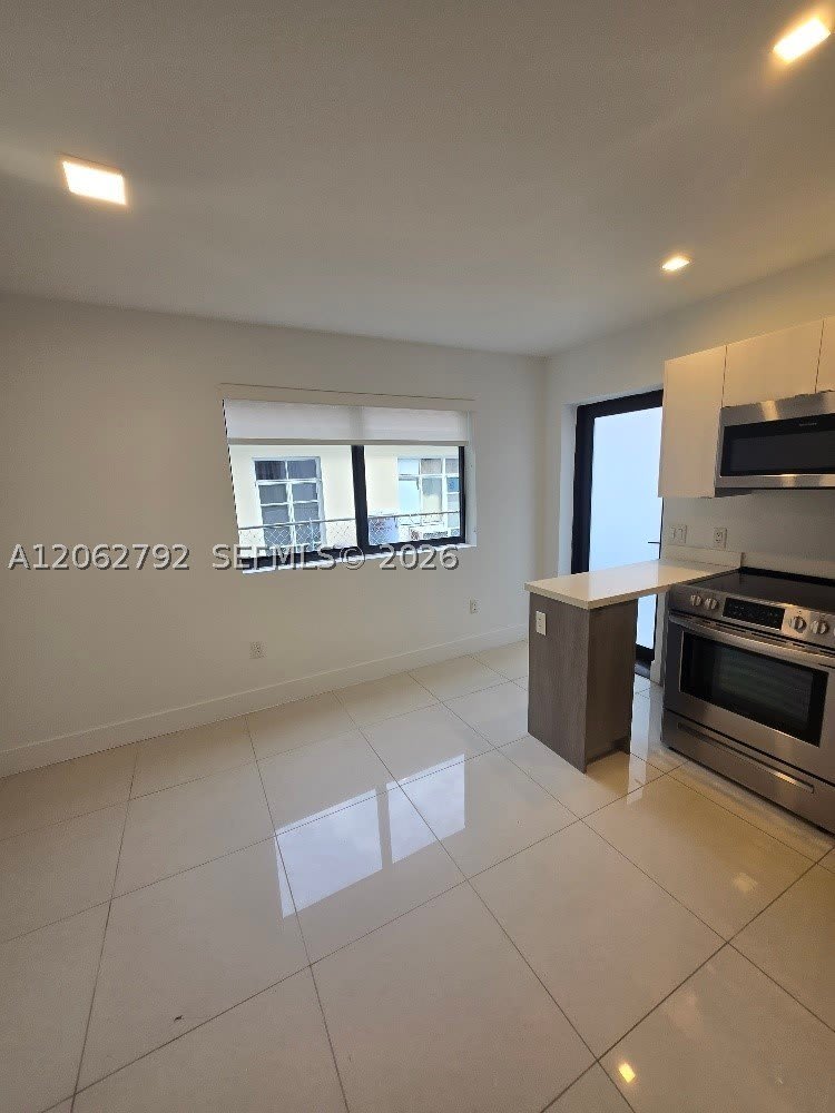 1971 Bay Dr – photo 4