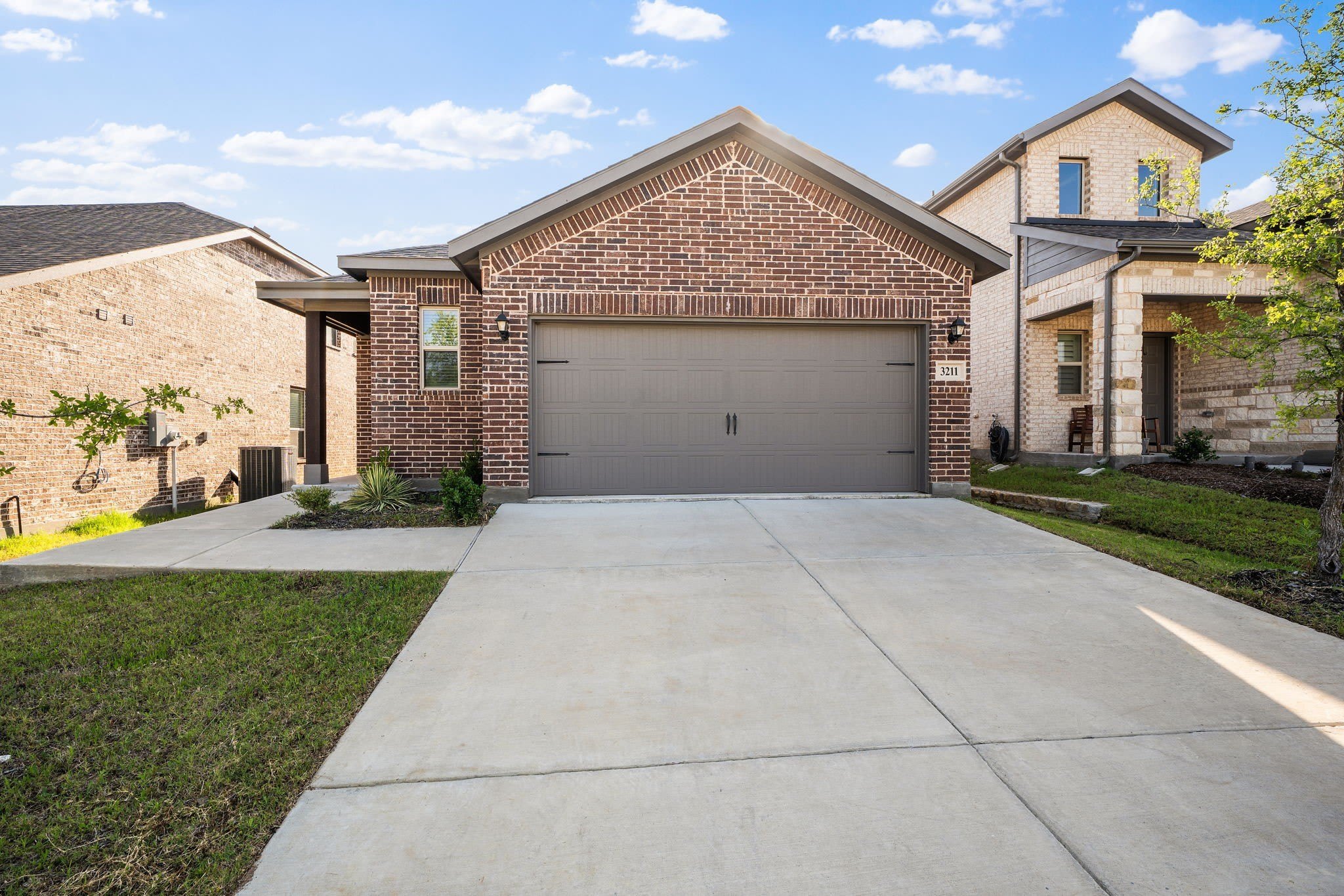 3211 Bedstraw Lane – photo 2