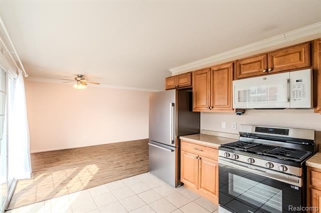 474 Fox Hills Drive N – photo 5