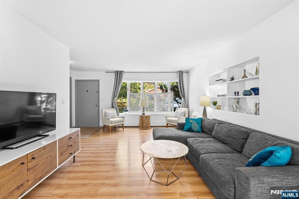 8 Halsey Lane – photo 3