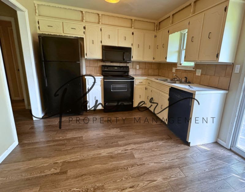 16701 E 28TH PLACE – photo 4