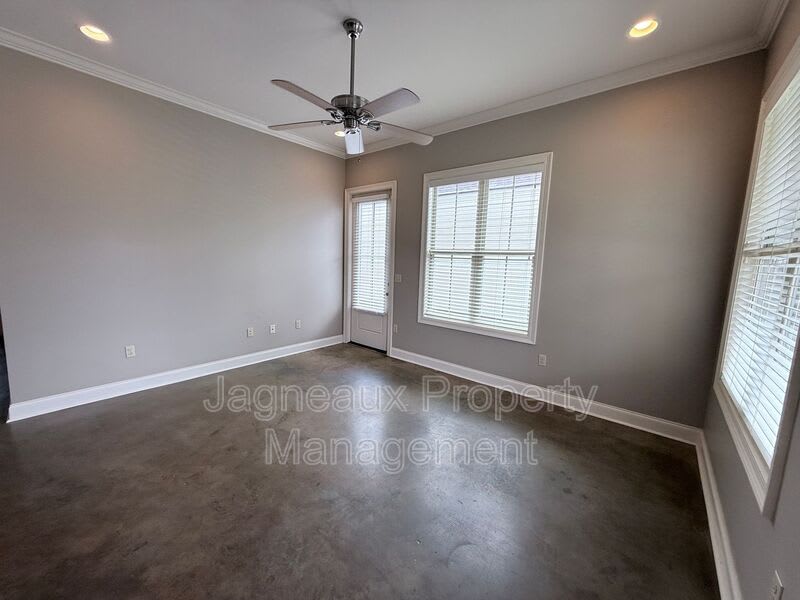 119 Shallowford Dr – photo 3