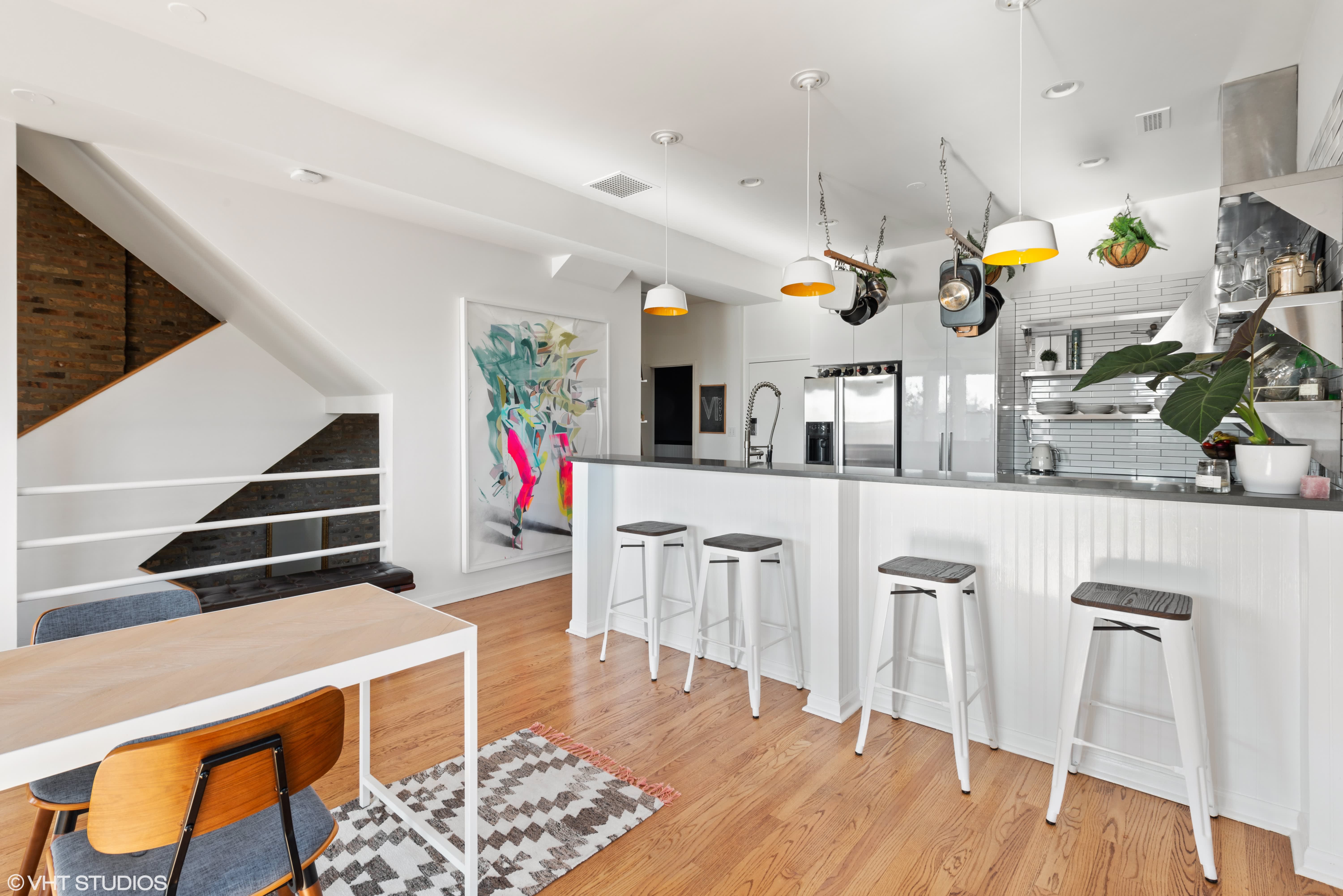 1432 West Erie Street – photo 2