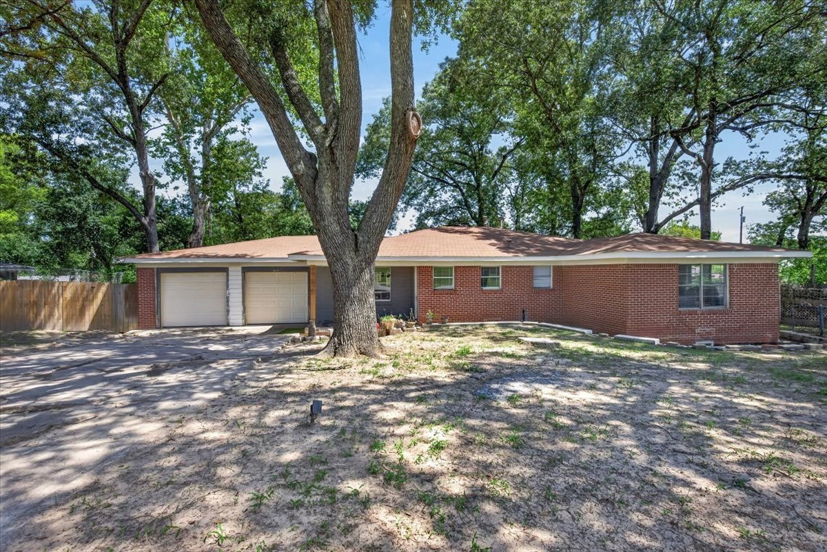 925 Maryland Drive – photo 2