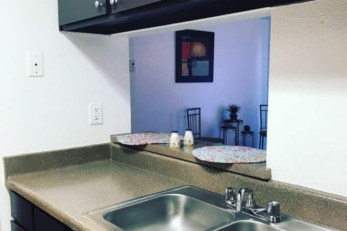8312 N Interstate 35, #110 – photo 1