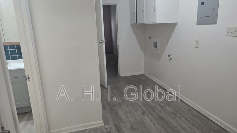 903 N Polk St – photo 3