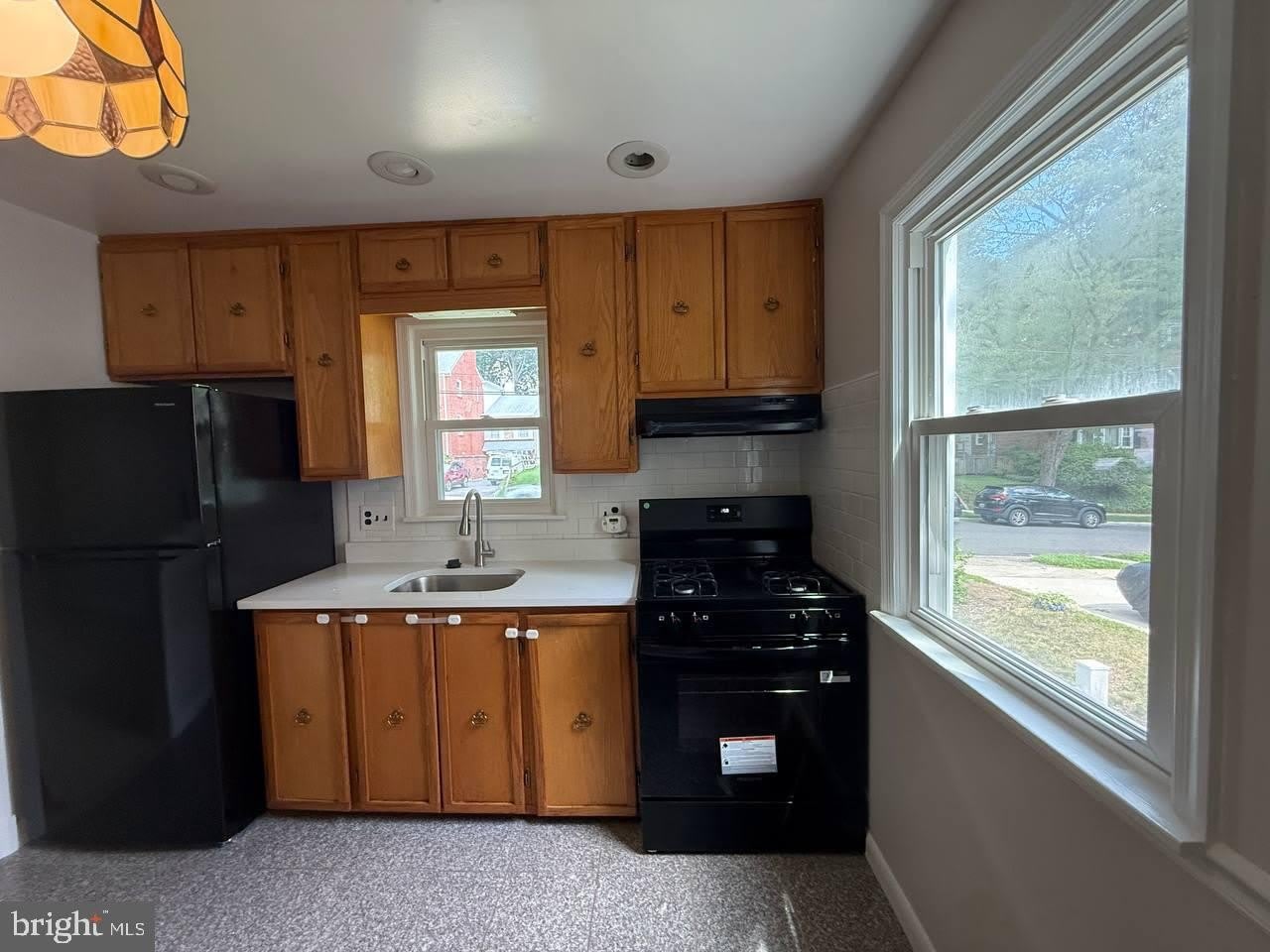 10408 Huntley Avenue – photo 4