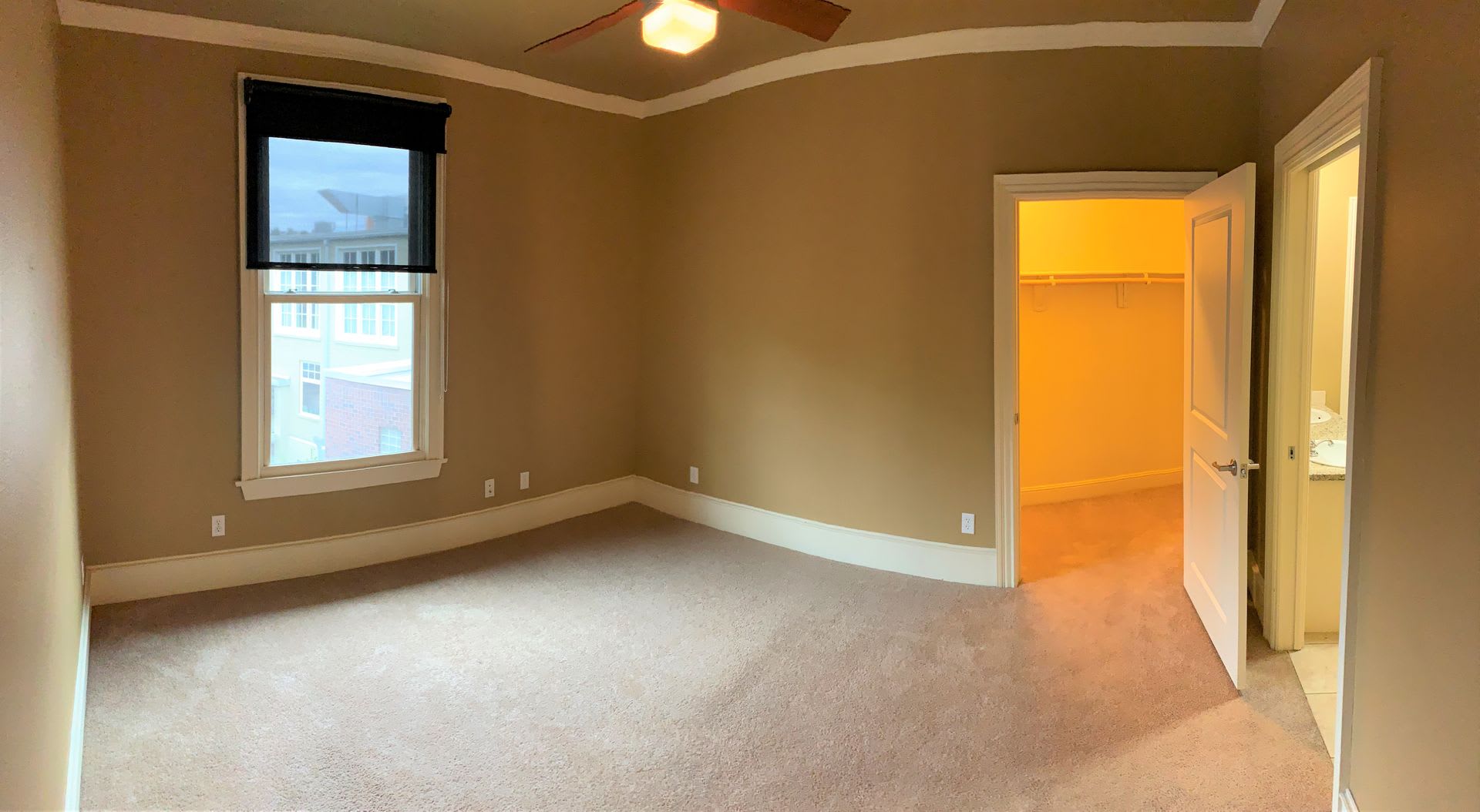 600 West Meadow – photo 4
