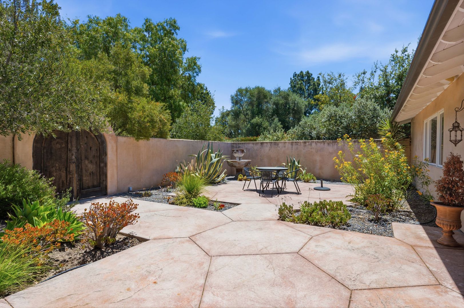 Style and Grace in Santa Ynez – photo 2