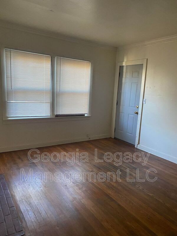 21 Andrews Court – photo 3
