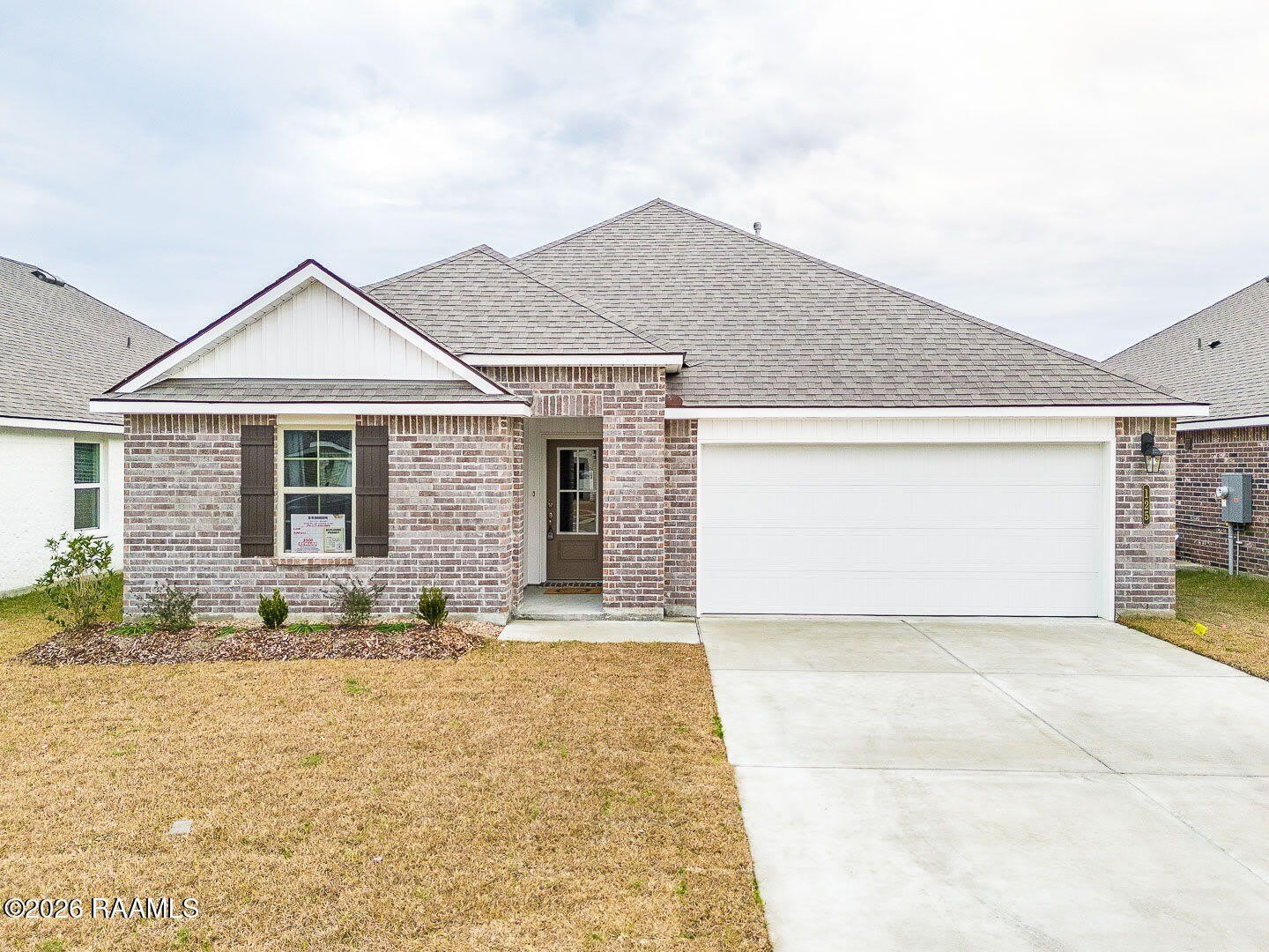 125 Lake Ridge Drive – photo 1