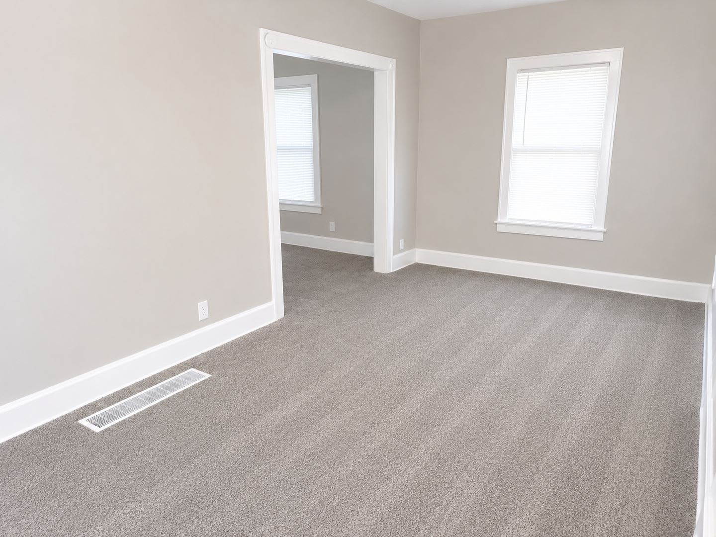 Cute Two Bedroom Home – photo 3