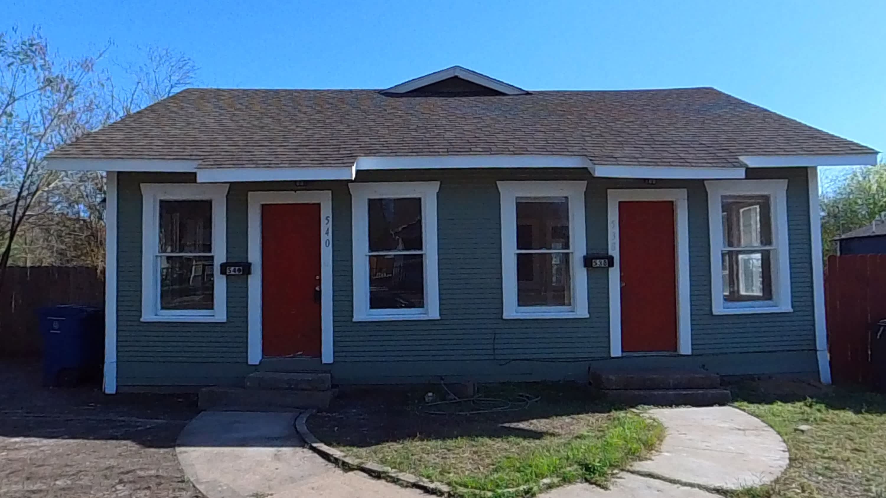 538 Kayton Avenue – photo 1