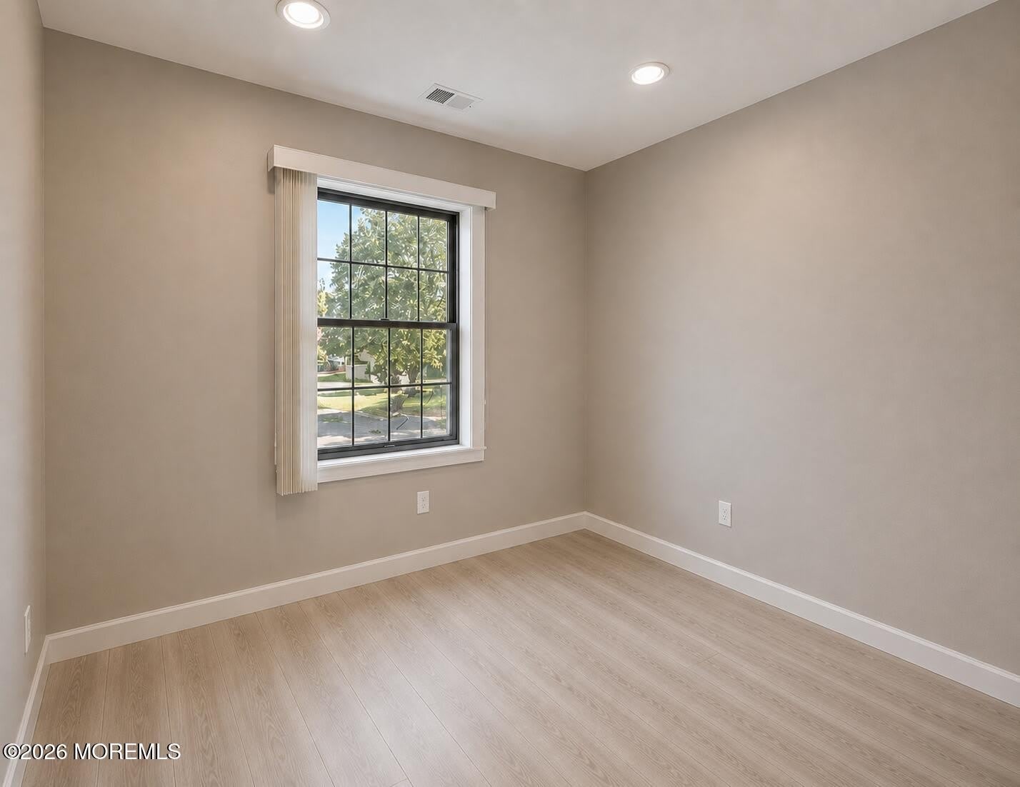 8 Hialeah – photo 5