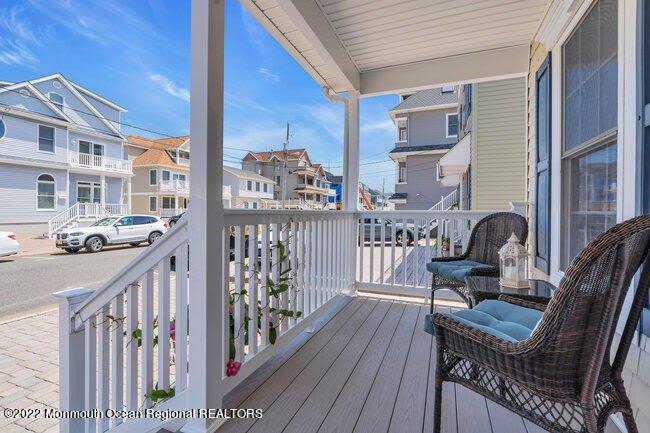 63 Fort Avenue – photo 4