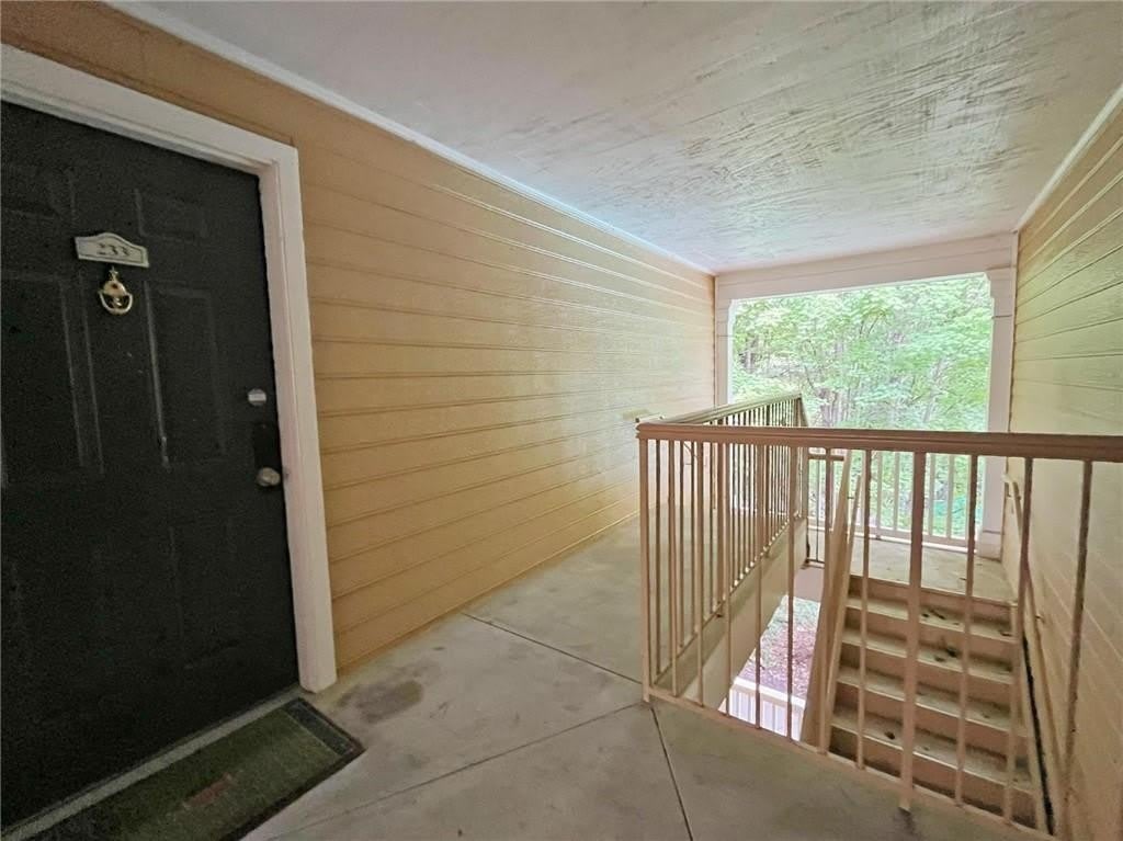 233 Bentley Place – photo 3