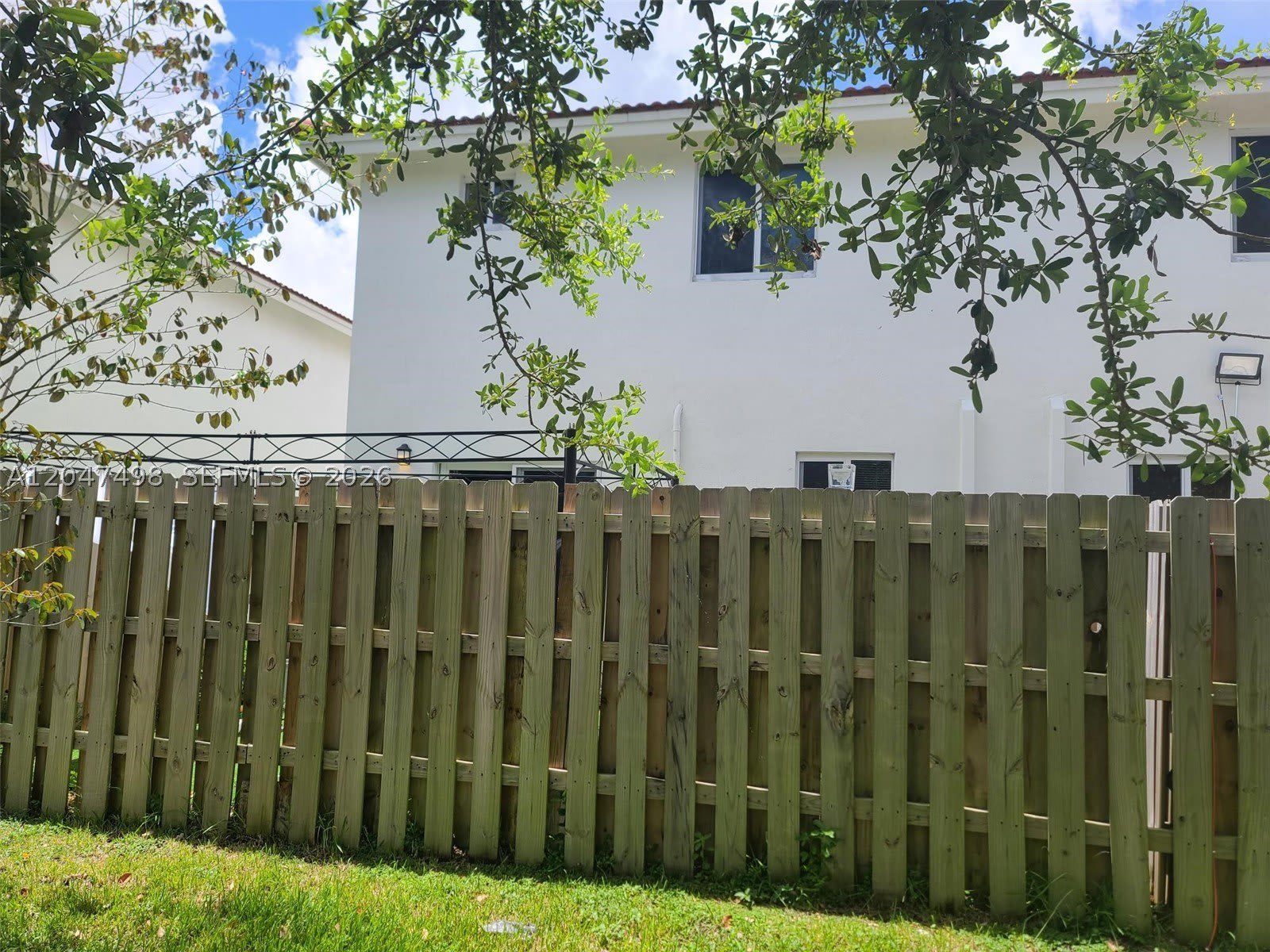 210 SW 3rd Ct – photo 4