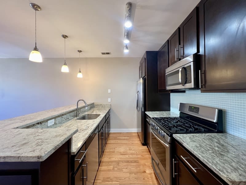 1353 Adams Street Northeast – photo 3