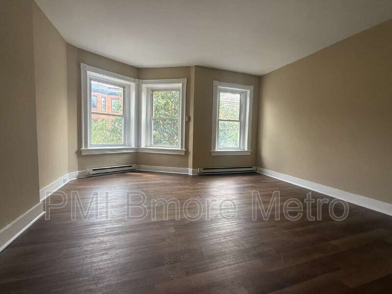 720 Newington Avenue – photo 1