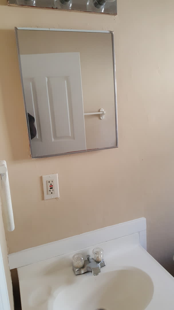 Large 2 bed 2 Bath – photo 2